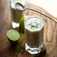 Apple, Lime and Chia Smoothie_image