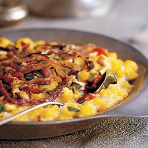 Creamed Corn Gratin with Fried Onion Rings and Bacon_image