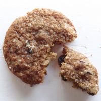 Chewy Ginger Cookies with Raisins_image