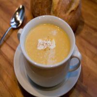 Simple Roasted Butternut Squash Cinnamon Soup_image