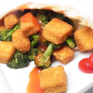 Broccoli Tofu Pitas image