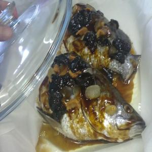 Oven Baked Fish in Casserole With Dried Plums_image