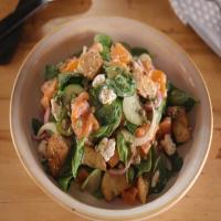 Spinach Salad with Smoked Salmon, Everything Bagel Croutons and Lemon-Caper Vinaigrette image