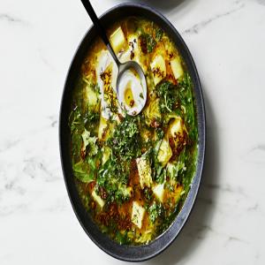 Herby Spinach-and-Rice Soup with Turmeric_image