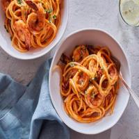 Bucatini with Rose Red Pepper Sauce and Shrimp_image