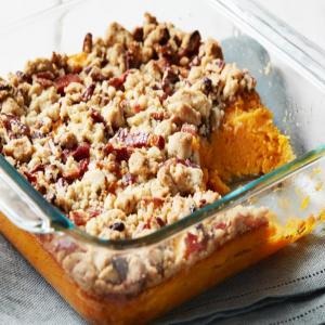 Sweet Potato Casserole with Bacon Crumble_image