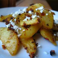 Herbed Greek Roasted Potatoes with Feta Cheese_image