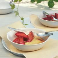 Vanilla Pudding with Baked Rhubarb_image