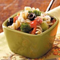 Hearty Pasta Salad for Two_image