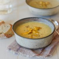 Curried Cauliflower Soup with Apples_image