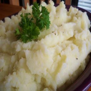Horseradish Mashed Potatoes image