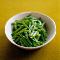French-Cut Green Beans With Dill Butter_image