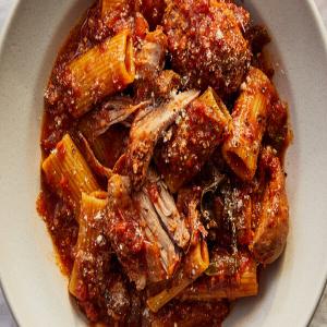 Slow-Cooker Sunday Sauce_image