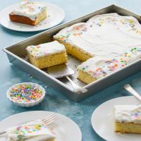 Vanilla Sheet Cake with Cream Cheese Frosting_image