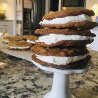 Irresistible Oatmeal Cream Pies image