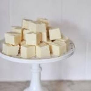 Easiest White Chocolate Made Ever_image