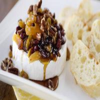 Brie with Dried Fruit_image