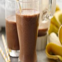 Chocolate-Peanut Butter-Banana Smoothies_image