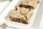 oatmeal-chocolate-chip-cookie-bars-family image