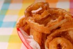 crispy-onion-rings-in-beer-batter-onion-ring image
