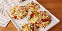 how-to-make-bbq-chicken-crust-pizza-delish image