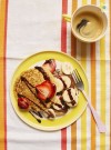 banana-and-chocolate-pancakes-pinch-of-nom image