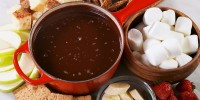 easy-chocolate-fondue-recipe-how-to-make-chocolate image