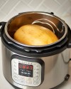 how-to-cook-spaghetti-squash-in-an-electric-pressure-cooker image
