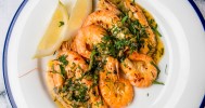 garlic-butter-and-white-wine-shrimp-so-delicious image