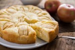 sunken-apple-cake-versunkener-apfelkuchen-kitchn image