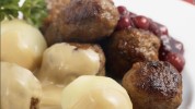 how-to-make-ikeas-famous-swedish-meatballs-at-home image