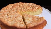 easy-flourless-almond-cake-recipe-the-cooking-foodie image