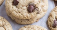 mrs-fields-oatmeal-chocolate-chip-cookie image