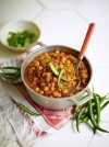 chickpea-curry-recipe-jamie-oliver-vegetarian-curry image