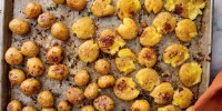 garlic-smashed-potatoes-recipe-how-to-make image