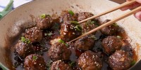 how-to-make-general-tso-meatballs-delish image