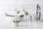 classic-martini-cocktail-recipe-2022-masterclass image