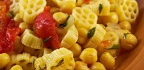 chickpea-pasta-recipe-pasta-e-ceci-rachael-ray-show image