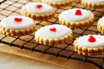 32-classic-christmas-cookie-recipes-that-will-spread image