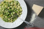 pasta-with-peas-pasta-e-piselli-cooking-with-nonna image