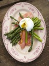 poached-egg-smoked-salmon-eggs-recipes-jamie image