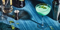 best-grasshopper-cocktail-recipe-how-to-make-green image