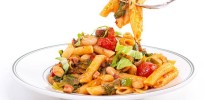 blt-pasta-recipe-recipe-rachael-ray-show image