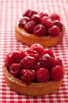 how-to-make-perfect-raspberry-tartlets image