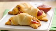 pepperoni-pizza-crescent-rolls-recipe-pillsburycom image