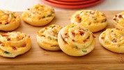 bacon-cheddar-pinwheels-recipe-pillsburycom image