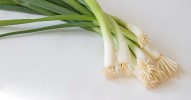 scallions-vs-green-onions-whats-the-difference image