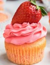 strawberry-cupcakes-soft-moist-cakewhiz image