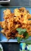 crispy-onion-pakora-onion-bhaji-recipe-how-to image