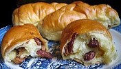 lithuanian-bacon-buns-lasineciai-recipe-the-spruce image